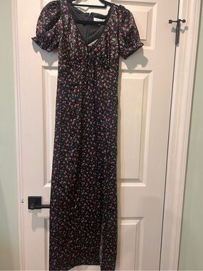 Francesca's Black Maxi Dress with Red Floral Print and Puff Sleeves NWT